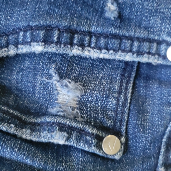 SIMPLY VERA WANG BOOTCUT JEAN SIZE 6 - Picture 4 of 13